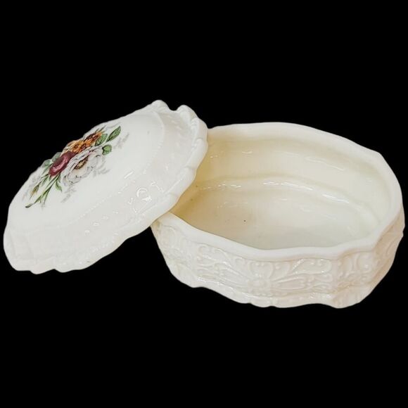 Vintage 1980s Floral Flowers Moriage Design Trinket Box - Picture 8 of 12